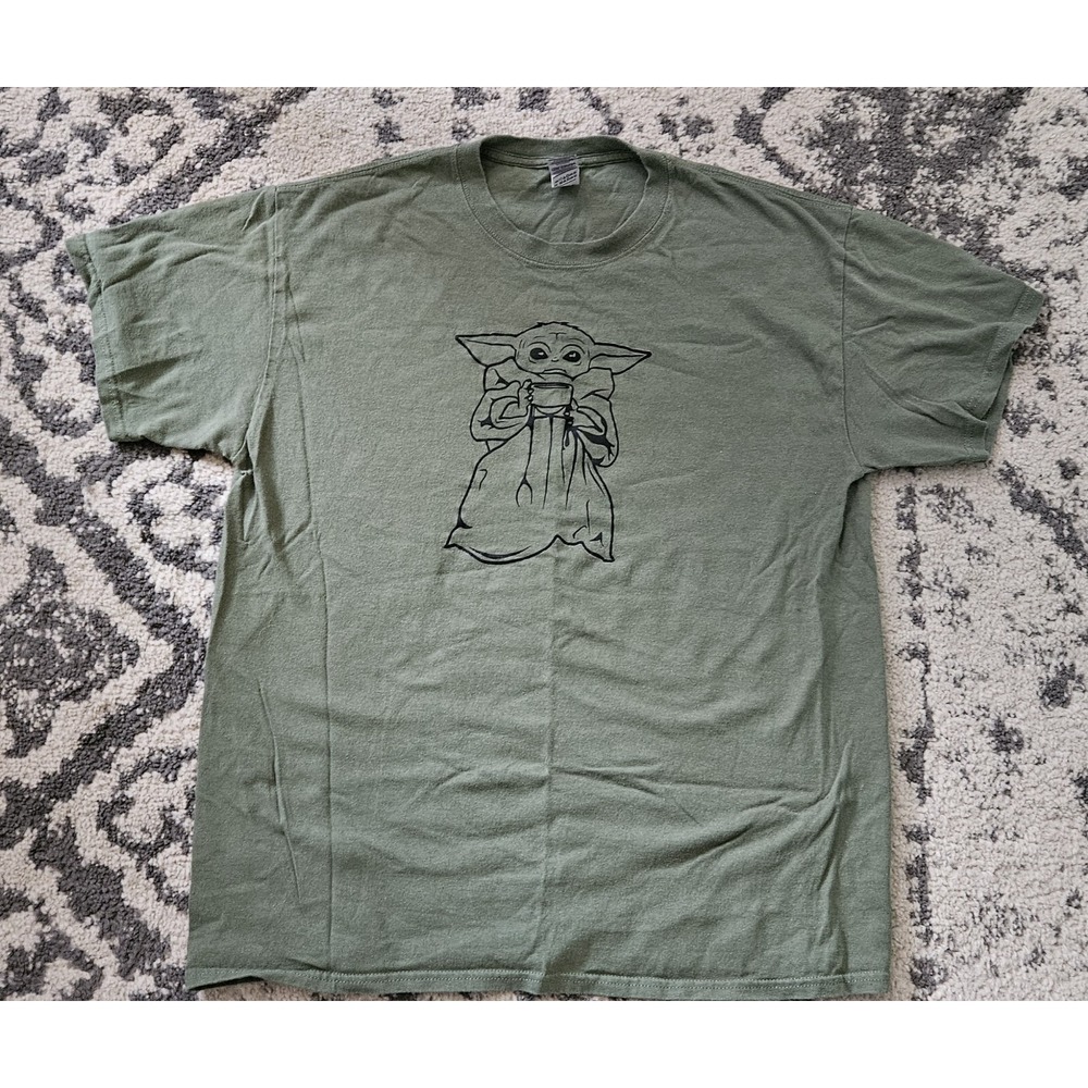 Star Wars Grogu Baby Yoda Olive Green Graphic T-Shirt L